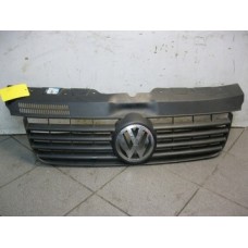 Решетка радиатора volkswagen transporter t5 7h0807101