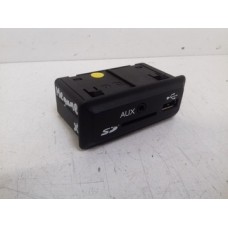 Разъем гнездо aux usb 280234575r renault megane iii