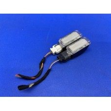 Audi a3 a4 b6 b7 a6 c5 c6 c7 фара. biala 0947415a