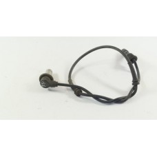 Датчик abs передний audi 80 b4 893927803a