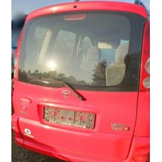 Крышка багажника toyota yaris verso 99- 05