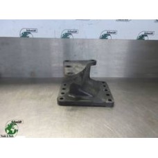 Iveco 41214878 STUURHUIS BRACKET IVECO HI WAY EURO 6