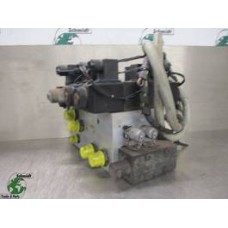 Iveco TRAKKER 410T45 400671429 POMP