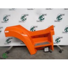 DAF 1363817 OPSTAPBAK RECHTS CF EURO 5