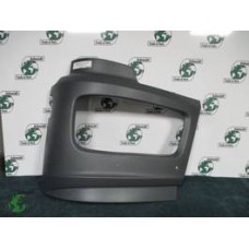 Mercedes-Benz ATEGO A 967 885 07 03 BUMPERHOEK RECHTS  EURO 6