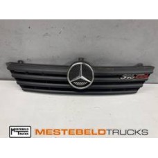 Mercedes-Benz Grille