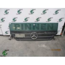 Mercedes-Benz A 943 750 02 18//943 750 01 72// 943 750 00 09 GRILL 1844 MP 2 EURO 5