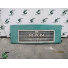 MAN 81.61110-0016 GRILL 26.403 F2000 MODEL
