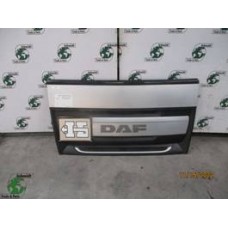 DAF 1892076//1892074 GRILL XF 106 EURO 6