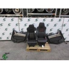 MAN 81.62307-6531// 81.62307-6558 LEEREN STOELEN SET TGS TGS EURO 6