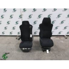 MAN 81.62307-6447//81.62307-6326 STOELEN SET MAN 18.360 EURO 5 TGS