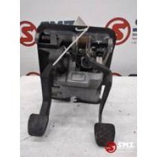 Mercedes-Benz Occ ZGS hoofdremventiel + pedalen Mercedes