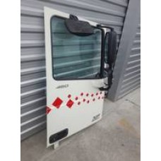 DAF XF106 RIGHT DOOR