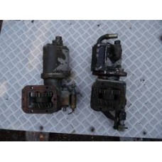 PTO met oliepomp Van Bedford MK van Engels leger  2 stuks