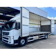 Universal Box with sidedoors and loadinglift
