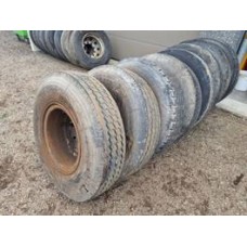 Michelin 8 x   11.00 R 20